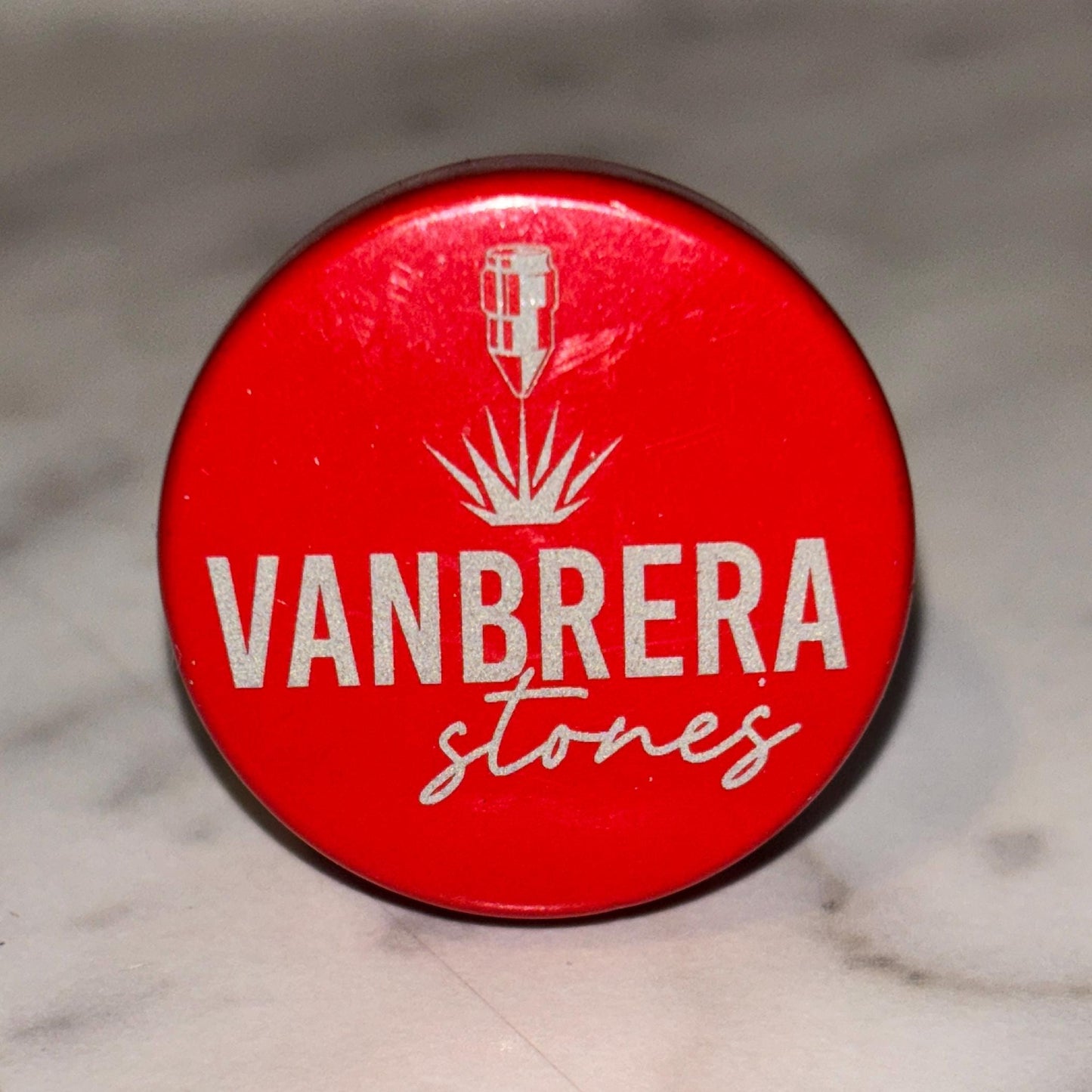 Engraved Wine Bottle Stopper – Aluminum Top with Cork Style Base (Gold, Black, Red, Blue, Rose Gold) - Vanbrera Stones Black
