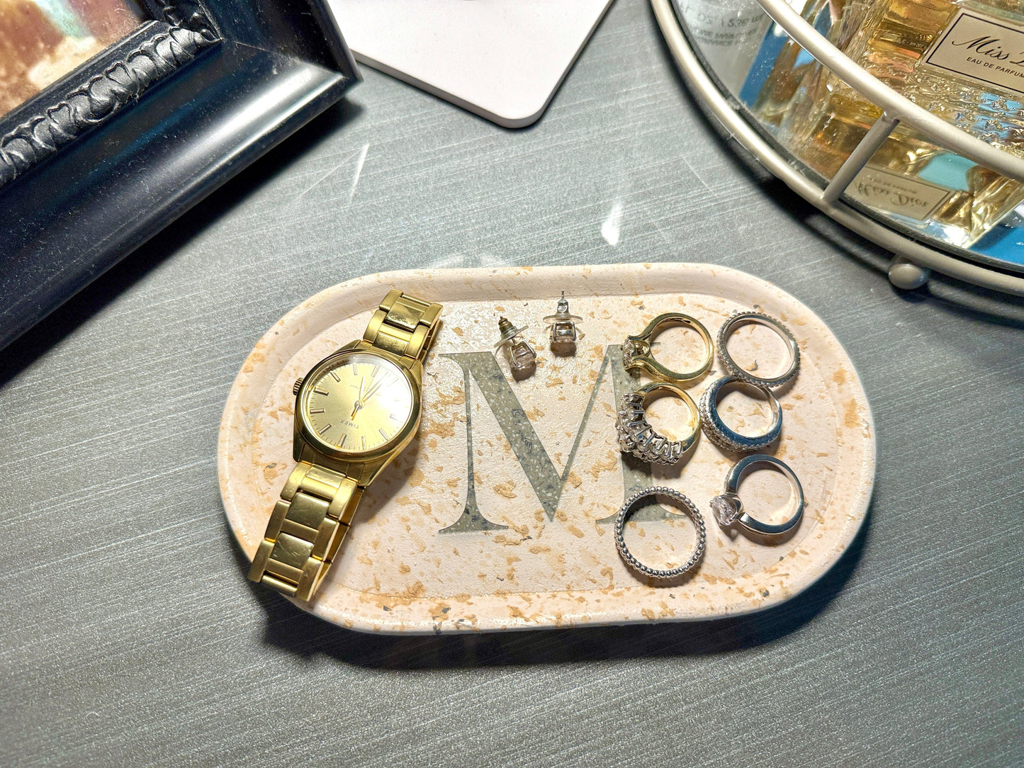 Oblong Splatter Concrete Accent Tray | Ring Dish | Catchall Tray | Cream Color - Vanbrera Stones