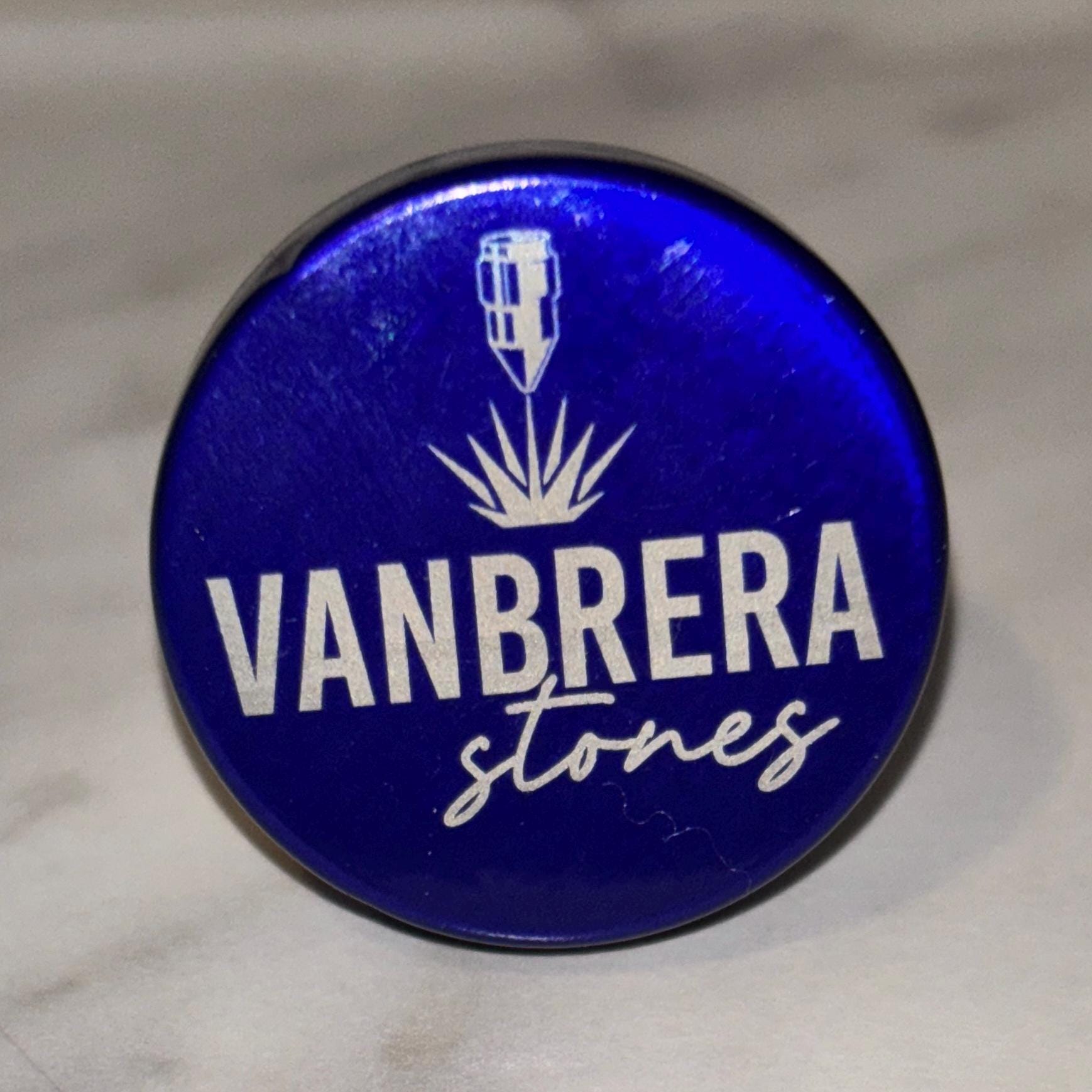 Engraved Wine Bottle Stopper – Aluminum Top with Cork Style Base (Gold, Black, Red, Blue, Rose Gold) - Vanbrera Stones Black
