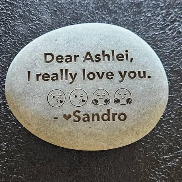 Image #1 from Monique